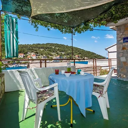 Apartments Zirje Žirje