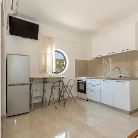 Apartments Zirje Penzion Žirje