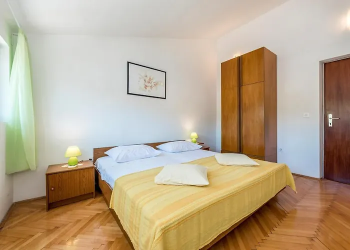 Gasthuis Apartments Zirje Žirje